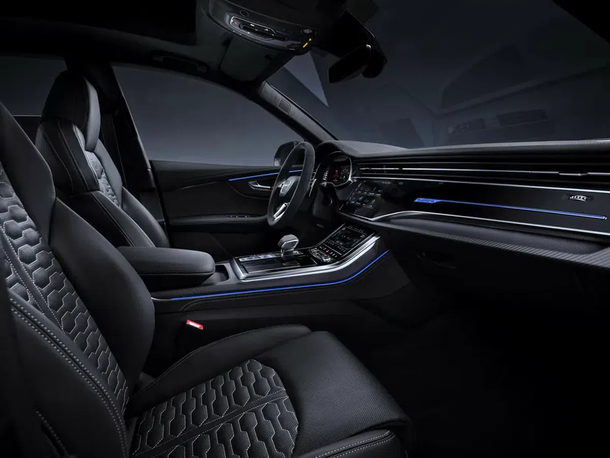 Mașina lui Moises Caicedo