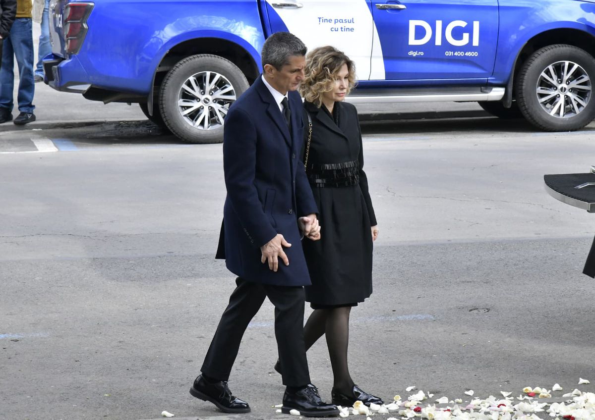 Postarea tulburătoare a lui Florin Răducioiu, în ziua înmormântării lui Mircea Lucescu: „Bună dimineața! Nu, Nu sunt pregătit...”