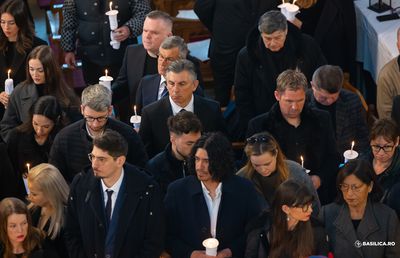 Hagi, Copos, Nețoiu, Burleanu și alte nume importante, la înmormântarea lui Mircea Lucescu » Toate personalitățile prezente: Becali a întârziat la slujbă