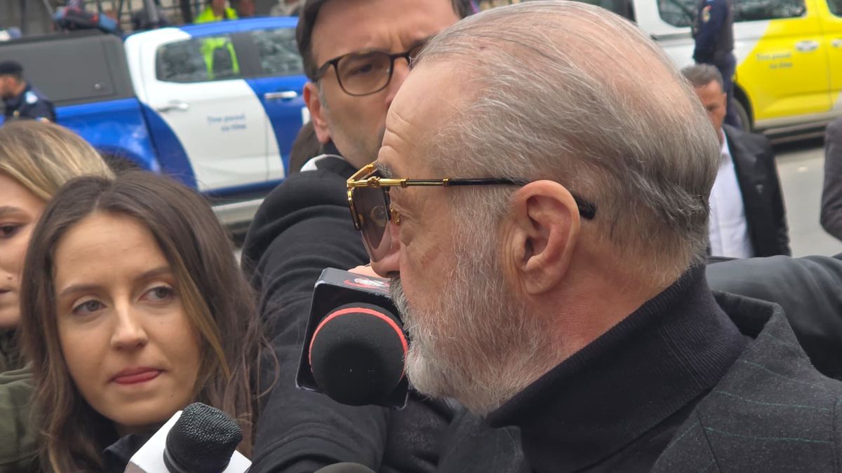 Gigi Becali, la înmormântarea lui Mircea Lucescu: „Am rămas mască, o să-i spun doar atât lui Răzvan”