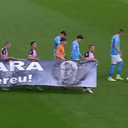 Corvinul Hunedoara, banner special pentru Mircea Lucescu // Captură FOTO: Prima Sport 1
