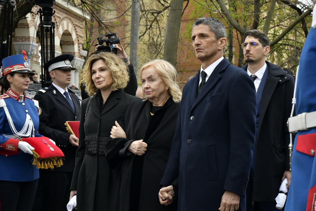 Cadre de la slujba de înmormântare a lui Mircea Lucescu - Cristi Preda