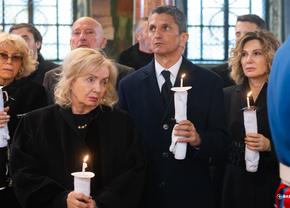 Ce a făcut Răzvan Lucescu la slujba de înmormântare a tatălui: „Nu și-a putut stăpâni emoțiile” + Alți doi oameni de fotbal au luat cuvântul