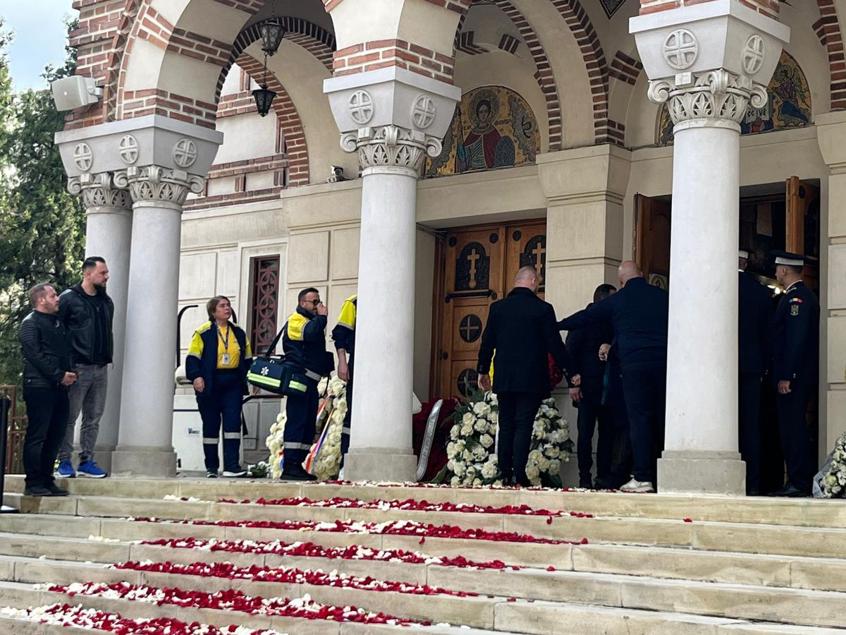 Mircea Lucescu - Cortegiu funerar + Slujbă biserică