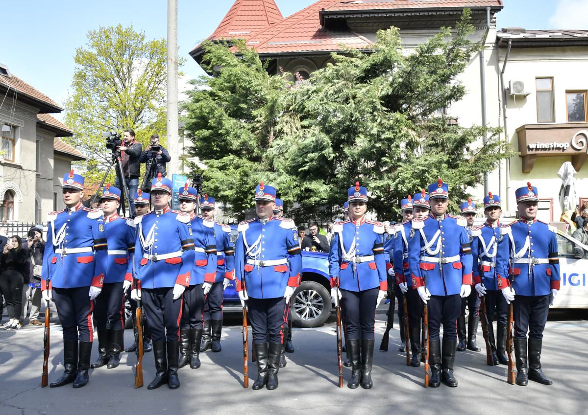 Postarea tulburătoare a lui Florin Răducioiu, în ziua înmormântării lui Mircea Lucescu: „Bună dimineața! Nu, Nu sunt pregătit...”