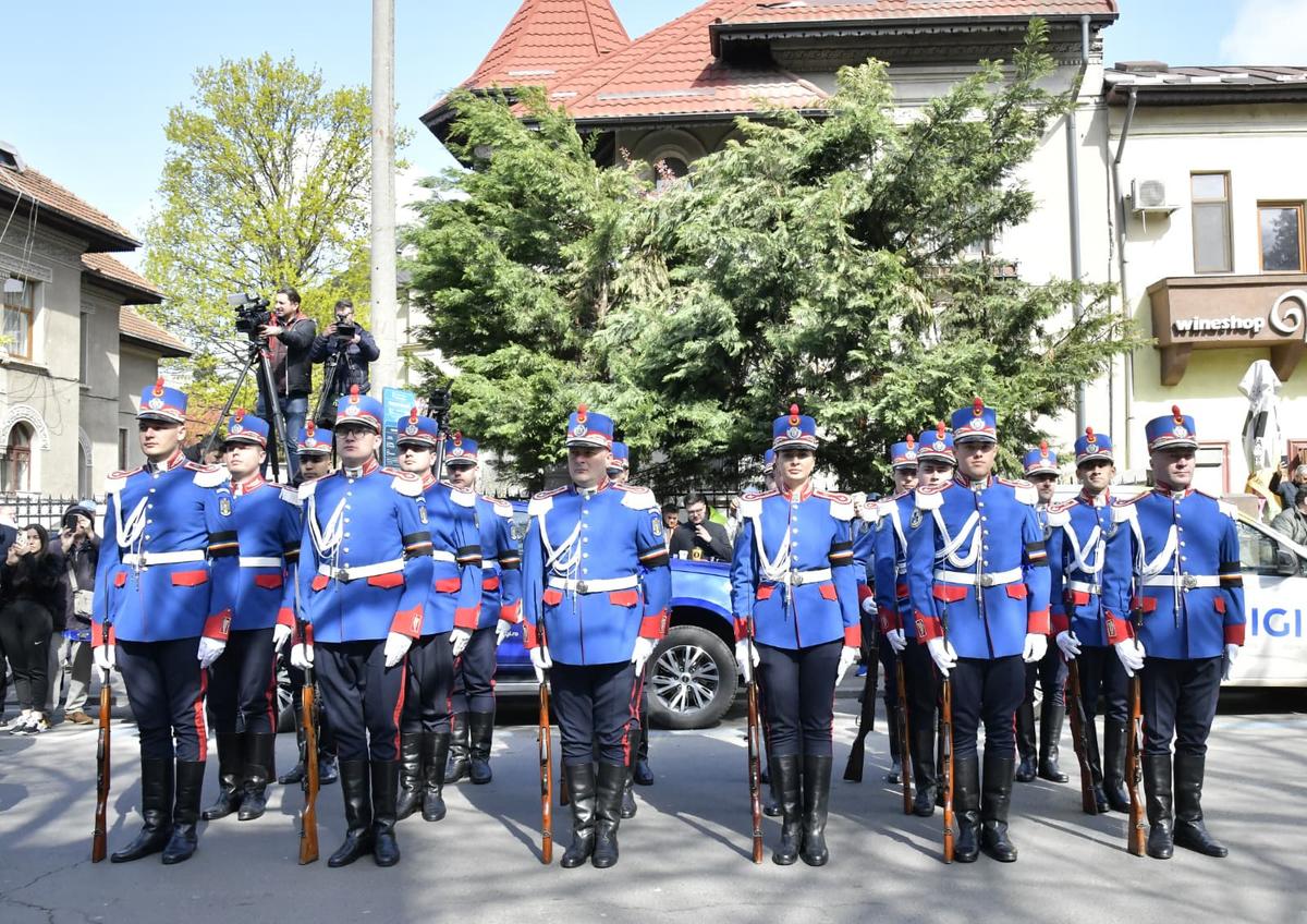 Cadre de Cristi Preda la înmormântarea lui Mircea Lucescu