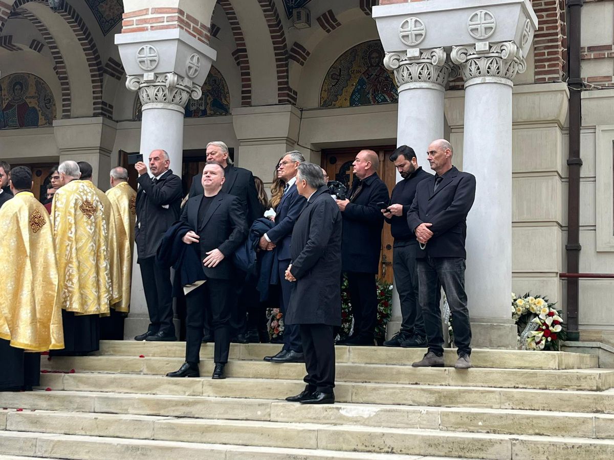 Mircea Lucescu - Cortegiu funerar + Slujbă biserică