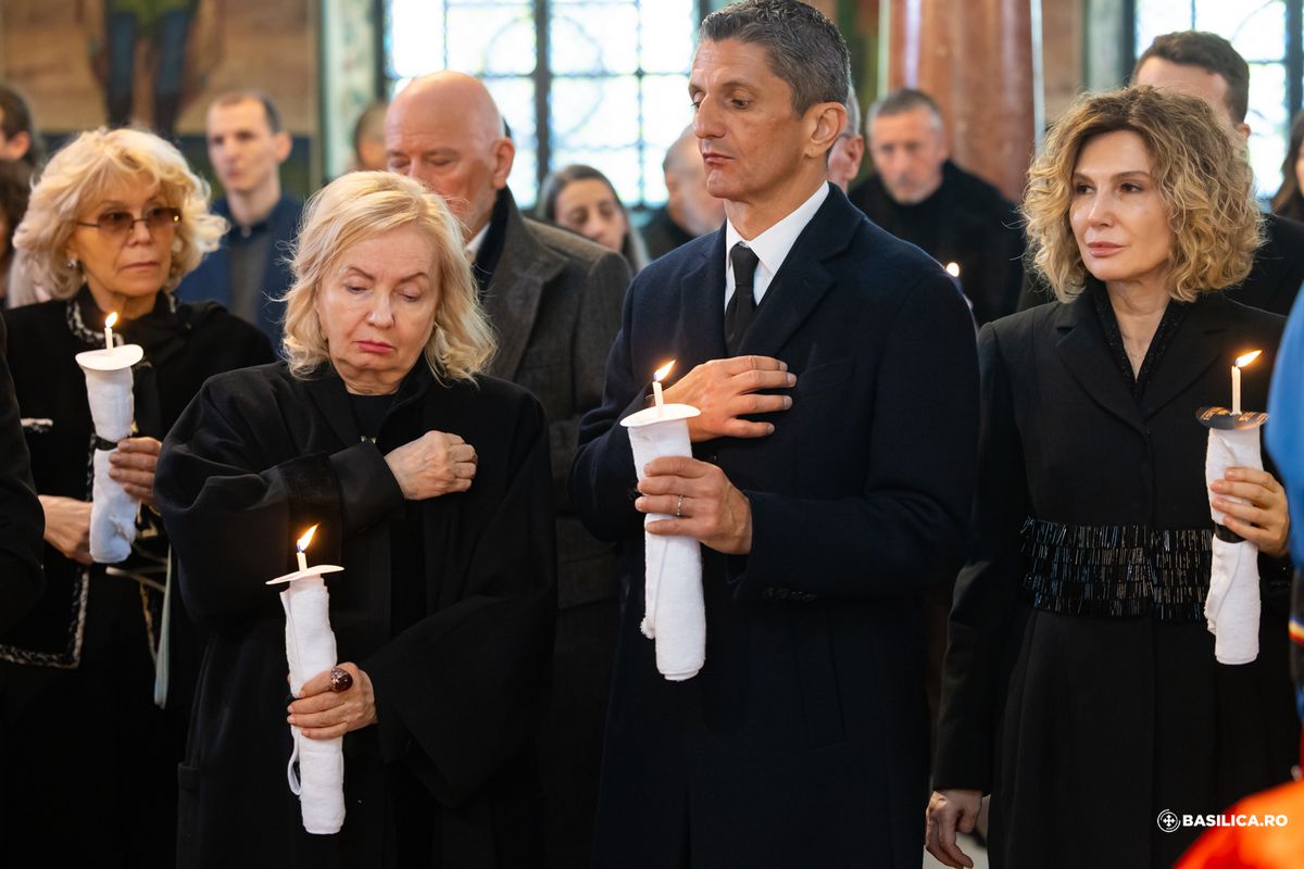 Imagini copleșitoare de la slujba înmormântării lui Mircea Lucescu » Mulțumim pentru tot, maestre!