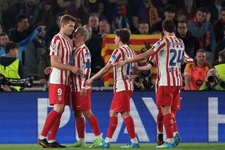 Înainte de returul din Ligă, catalanii anunță: jucătorul lui Atletico Madrid e „ținta numărul 1” a Barcelonei!