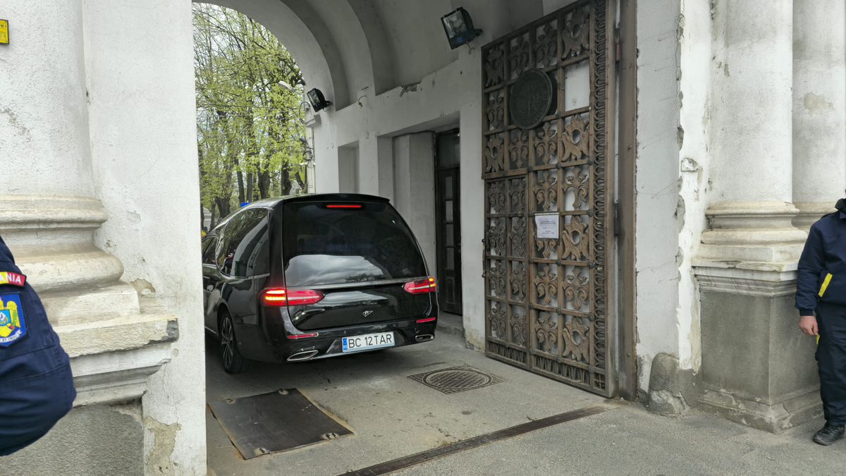 Elias Charalambous nu l-a uitat pe Mircea Lucescu: „A fost un mentor, o personalitate uriașă”