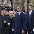 Matei Lucescu (dreapta), la înmormântarea lui Mircea Lucescu // FOTO: GSP.ro