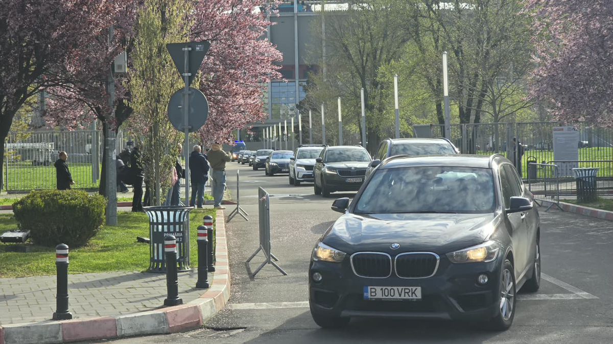 Mircea Lucescu - Cortegiu funerar + Slujbă biserică