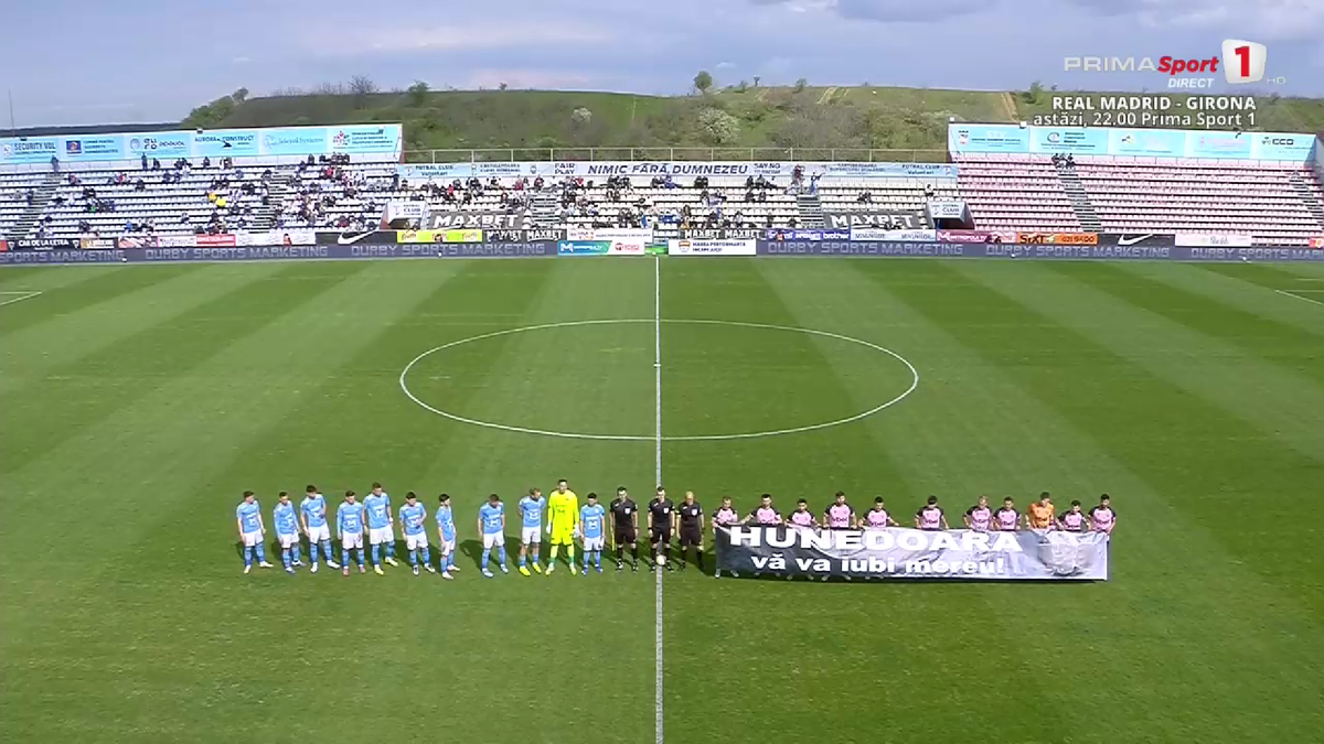 Gest superb la Voluntari! Jucătorii Corvinului Hunedoara, gest onorabil pentru Mircea Lucescu