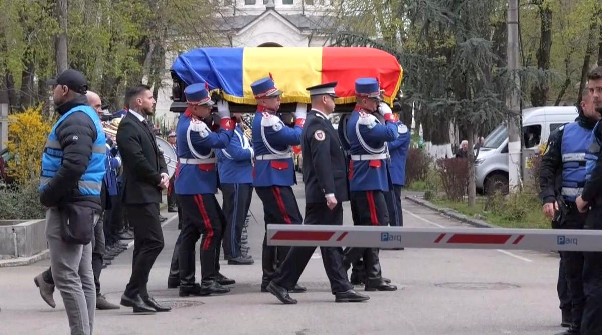 Înmormântarea lui Mircea Lucescu