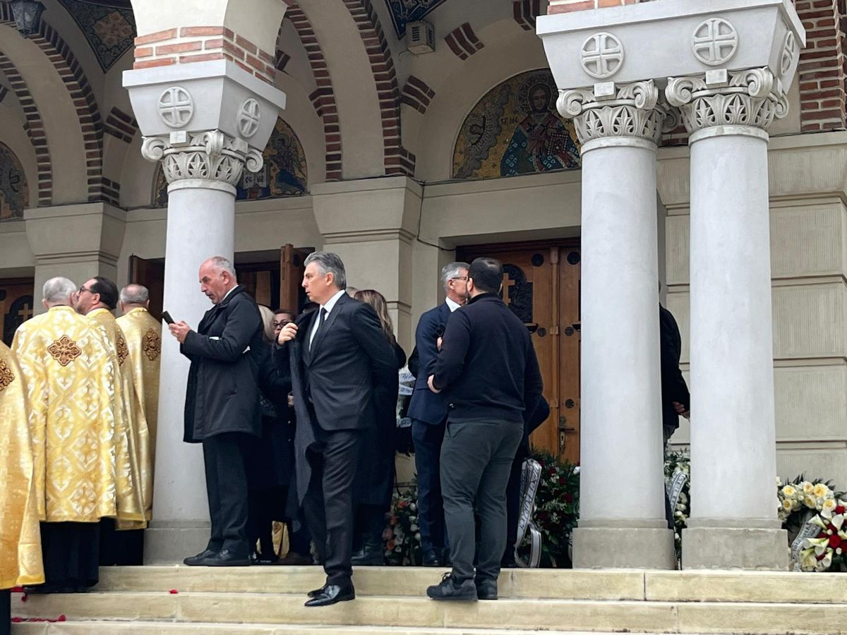 Mircea Lucescu - Cortegiu funerar + Slujbă biserică