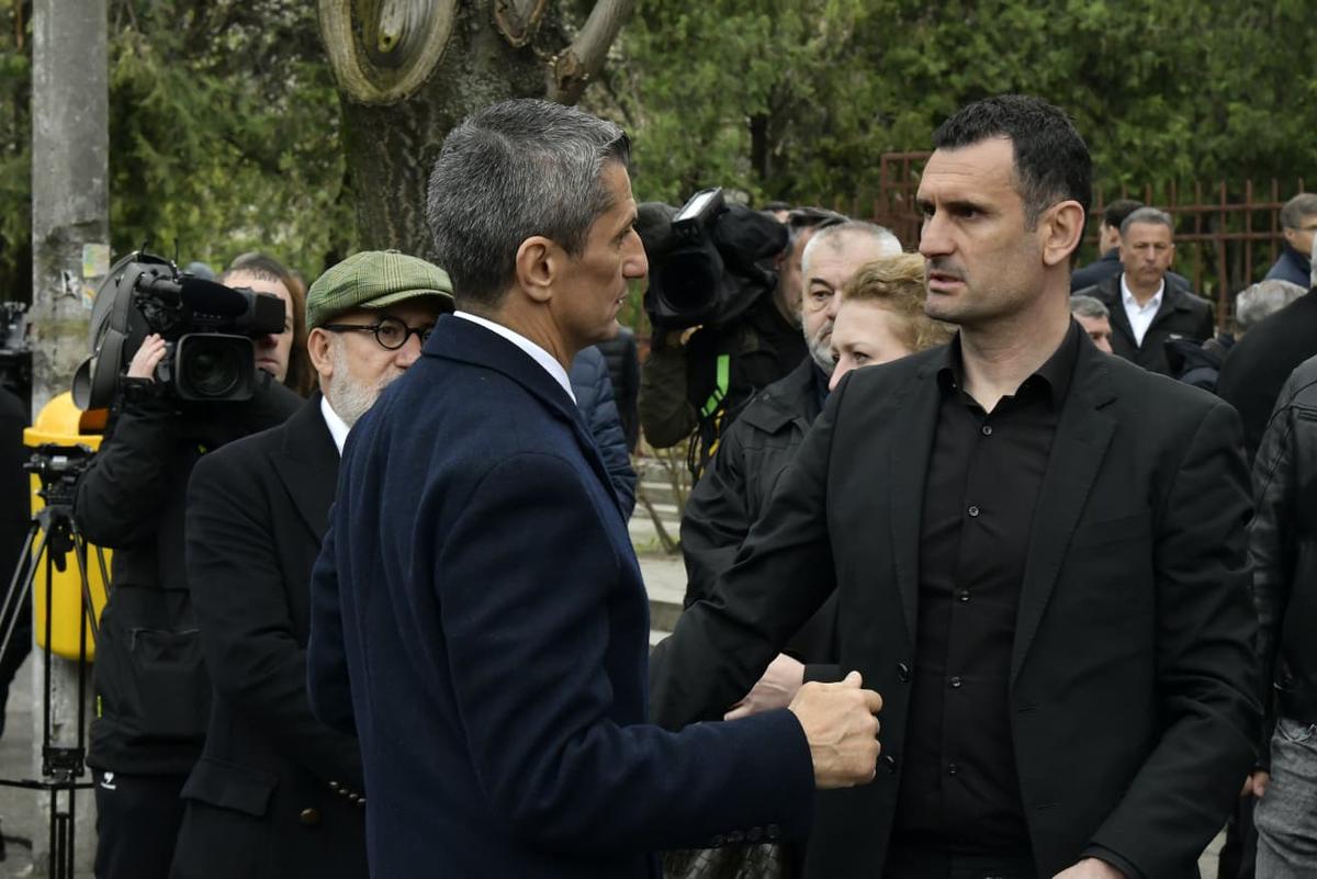 Cadre de la slujba de înmormântare a lui Mircea Lucescu - Cristi Preda
