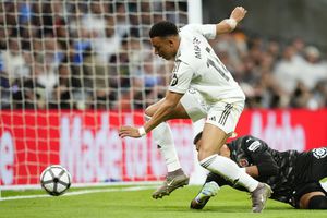 Real Madrid - Girona » Gazdele, tot mai departe de Barcelona