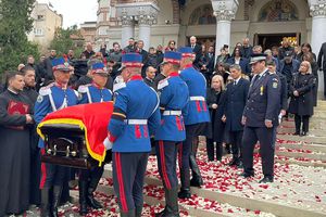 Mircea Lucescu, înmormântat astăzi » S-a încheiat slujba: imagini și informații de la fața locului