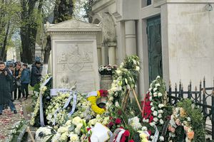 Cum arată locul de veci al lui Mircea Lucescu, înmormântat la Cimitirul Bellu