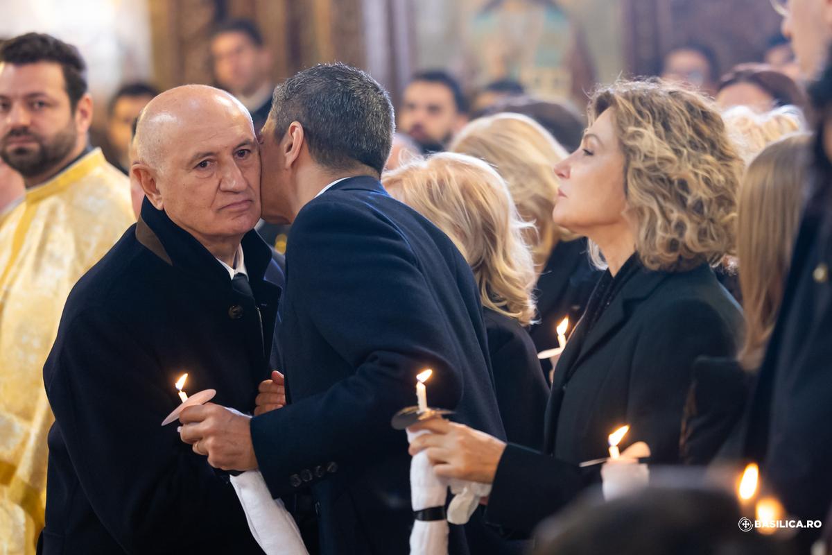 PS Timotei Prahoveanul a oficiat slujba Înmormântării pentru Mircea Lucescu