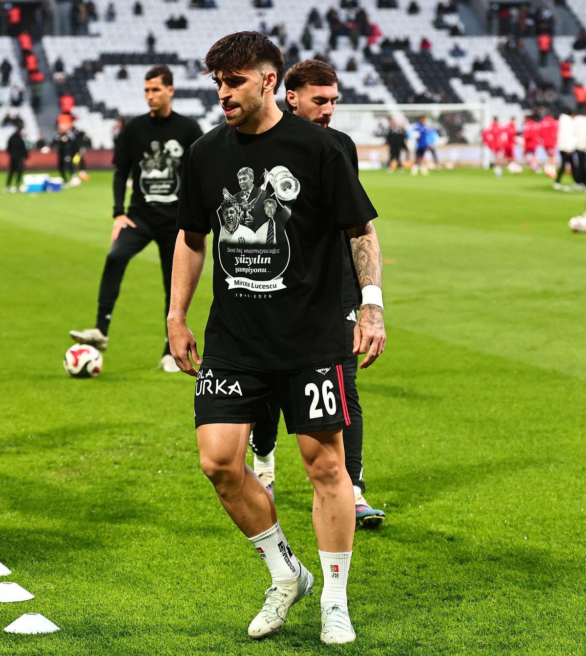 Beșiktaș, omagiu pentru Mircea Lucescu