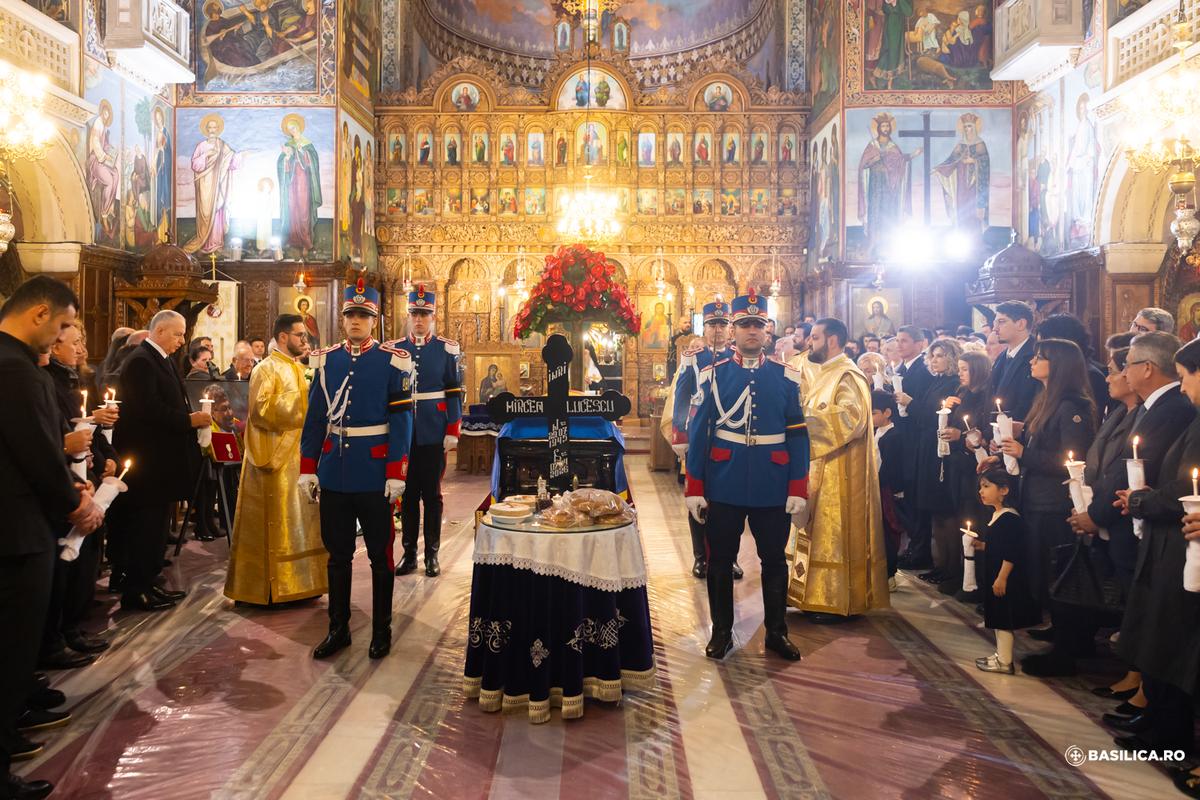 PS Timotei Prahoveanul a oficiat slujba Înmormântării pentru Mircea Lucescu