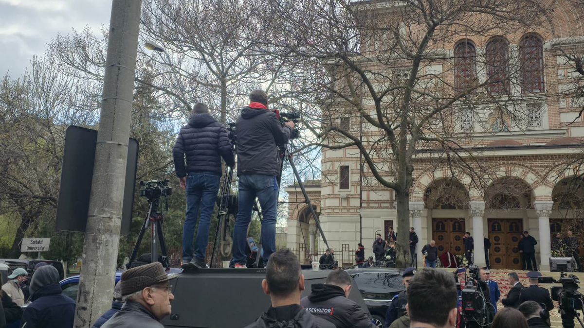 Mircea Lucescu - Cortegiu funerar + Slujbă biserică
