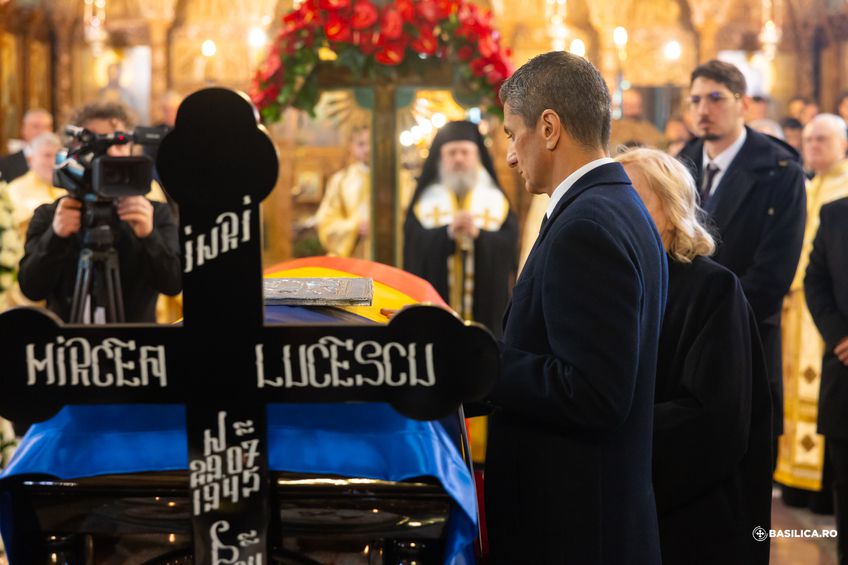 Slujba Înmormântării pentru Mircea Lucescu. Foto: Basilica.ro / Mircea Florescu