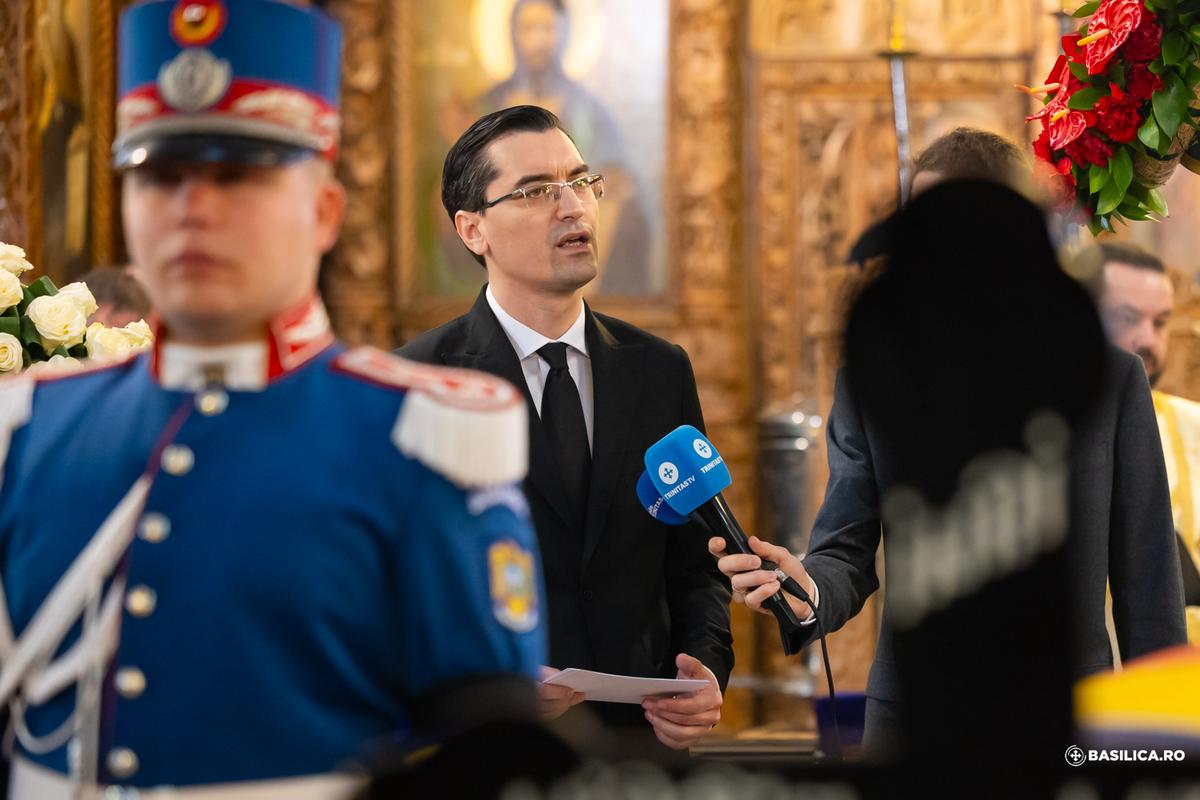 PS Timotei Prahoveanul a oficiat slujba Înmormântării pentru Mircea Lucescu