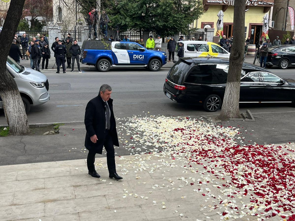 Decizia luată la primul meci al etapei din Serie A, în memoria lui Mircea Lucescu