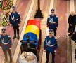 Răzvan Lucescu, Neli Lucescu la slujba Înmormântării pentru Mircea Lucescu. Foto: Basilica.ro / Mircea Florescu