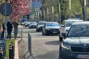 Mircea Lucescu va fi înmormântat azi » Informații și imagini: a plecat cortegiul