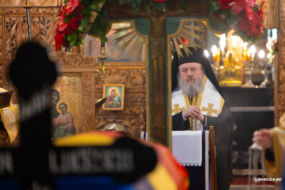 PS Timotei Prahoveanul a oficiat slujba Înmormântării pentru Mircea Lucescu