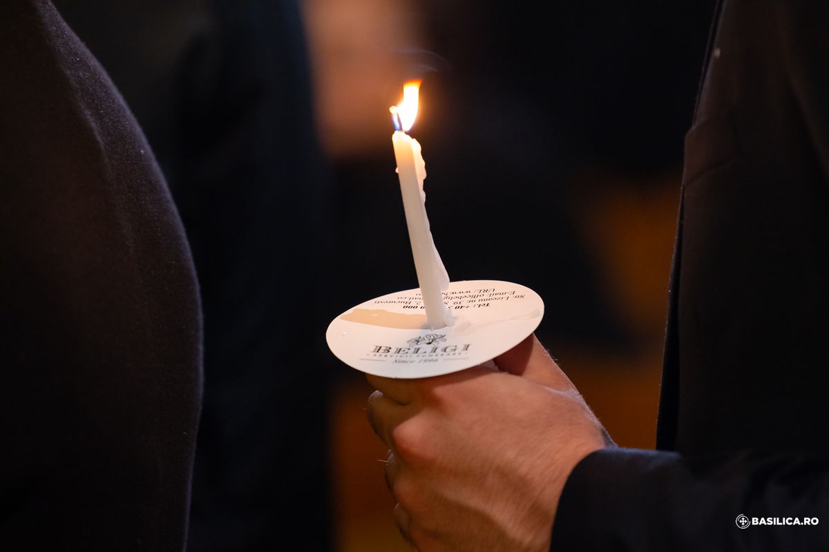 Imagini copleșitoare de la slujba înmormântării lui Mircea Lucescu » Mulțumim pentru tot, maestre!