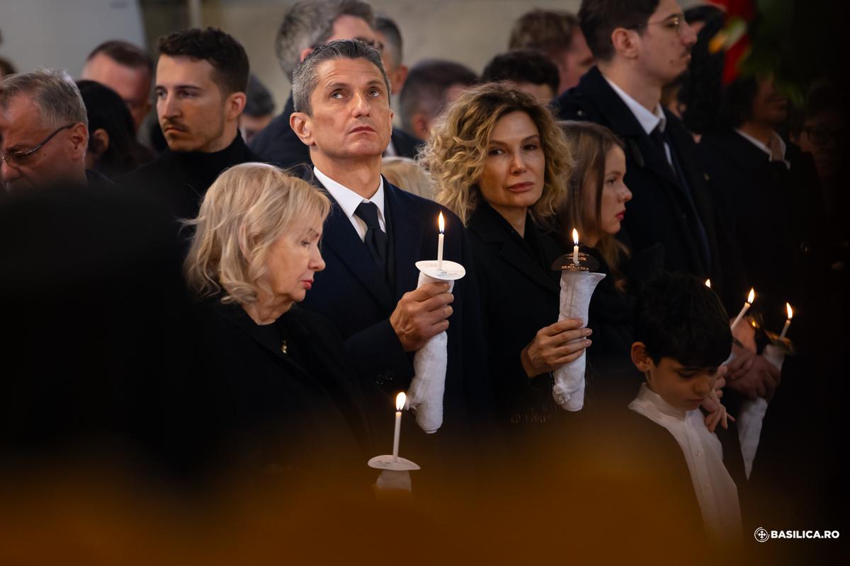 PS Timotei Prahoveanul a oficiat slujba Înmormântării pentru Mircea Lucescu