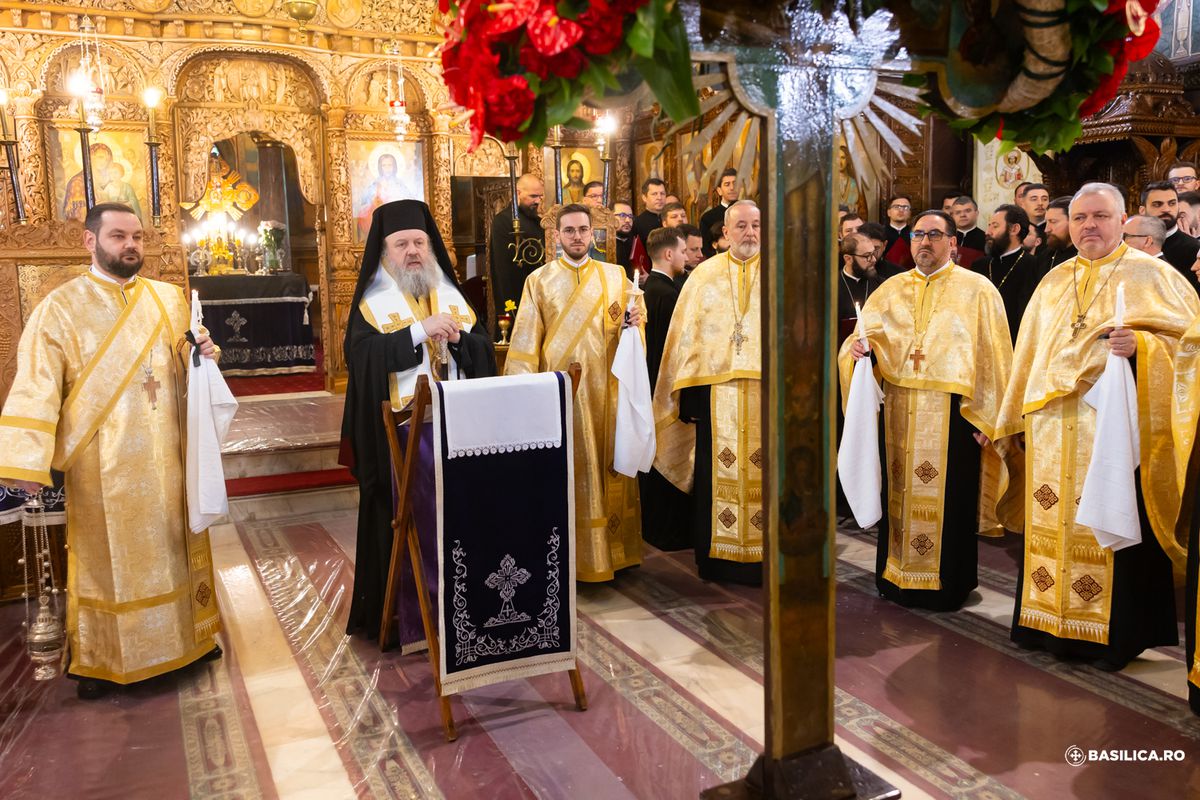 Imagini copleșitoare de la slujba înmormântării lui Mircea Lucescu » Mulțumim pentru tot, maestre!