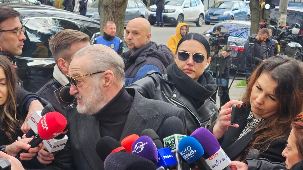 Gigi Becali, prezent la înmormântarea lui Mircea Lucescu