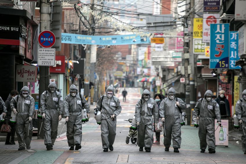 Barurile și cluburile din Seul s-au închis