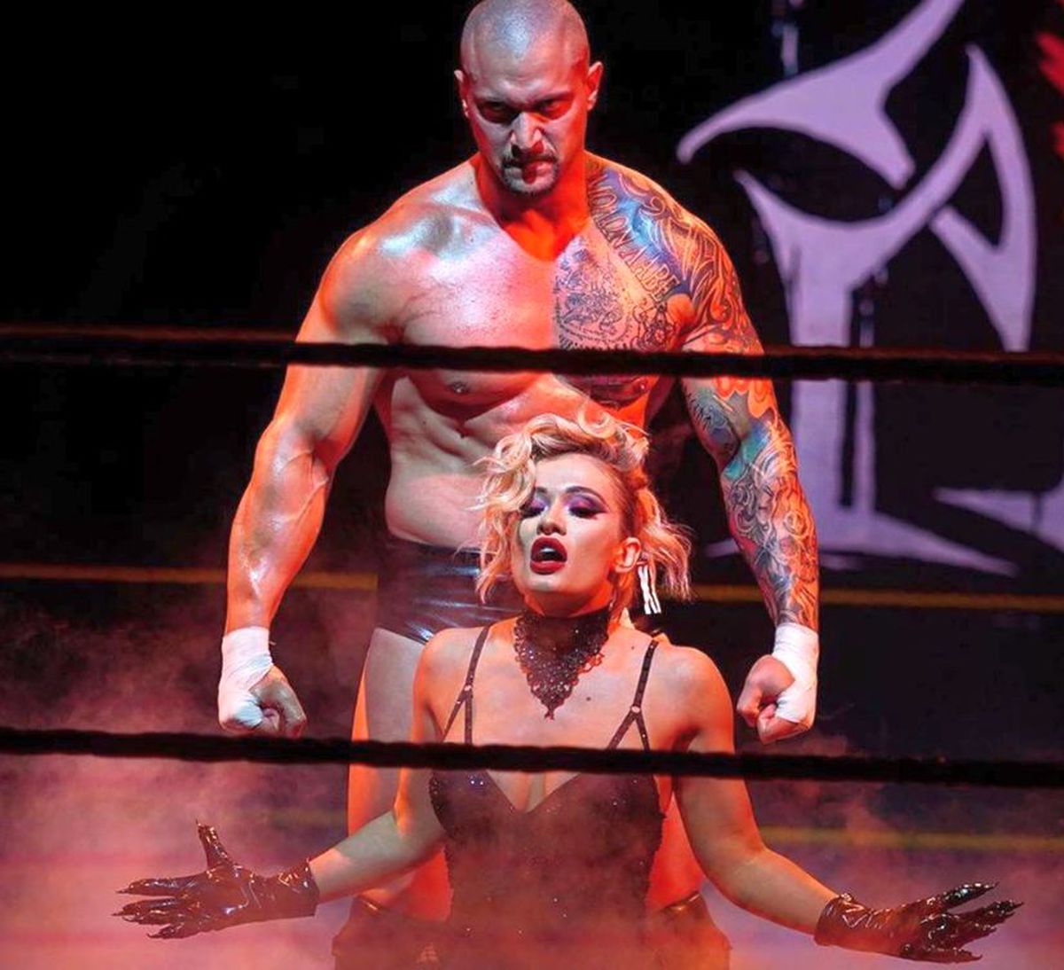 Elizabeth Chihaia - „Scarlett Bordeaux” din wrestling