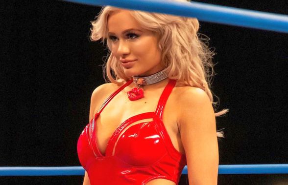 VIDEO+FOTO Elizabeth Chihaia a debutat în wrestling » Imagini cu „Scarlett”, luptătoarea care a crescut în România
