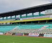 Lipsește doar sigla cu secera și ciocanul » Un stadion din România a ajuns într-o stare deplorabilă!