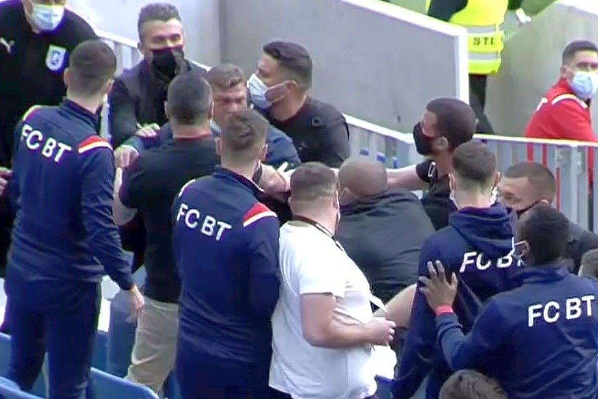 Fostul coleg al lui Silvian Cristescu explică reacția incredibilă a acestuia: „Cu siguranță a fost provocat! E presiune mare la Craiova”