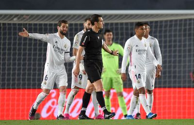 Scandal uriaș în Spania » Zidane atacă arbitrul pentru marea controversă: „Sunt furios! A fluierat contra noastră!”