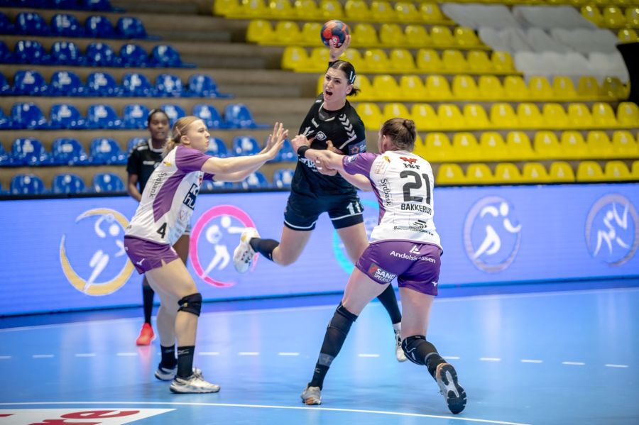 Tamara Horacek va lăsa Siofok și va ajunge la Baia Mare FOTO Dan Potor Pregătiți de Ligă! Ce jucătoare își aduce Minaur Baia Mare pentru sezonul viitor