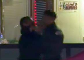 Un star de la CFR și-a ieșit din minți după înfrângere: a luat pe sus un suporter care l-a înjurat! Prima reacție a jucătorului: „Regret!”