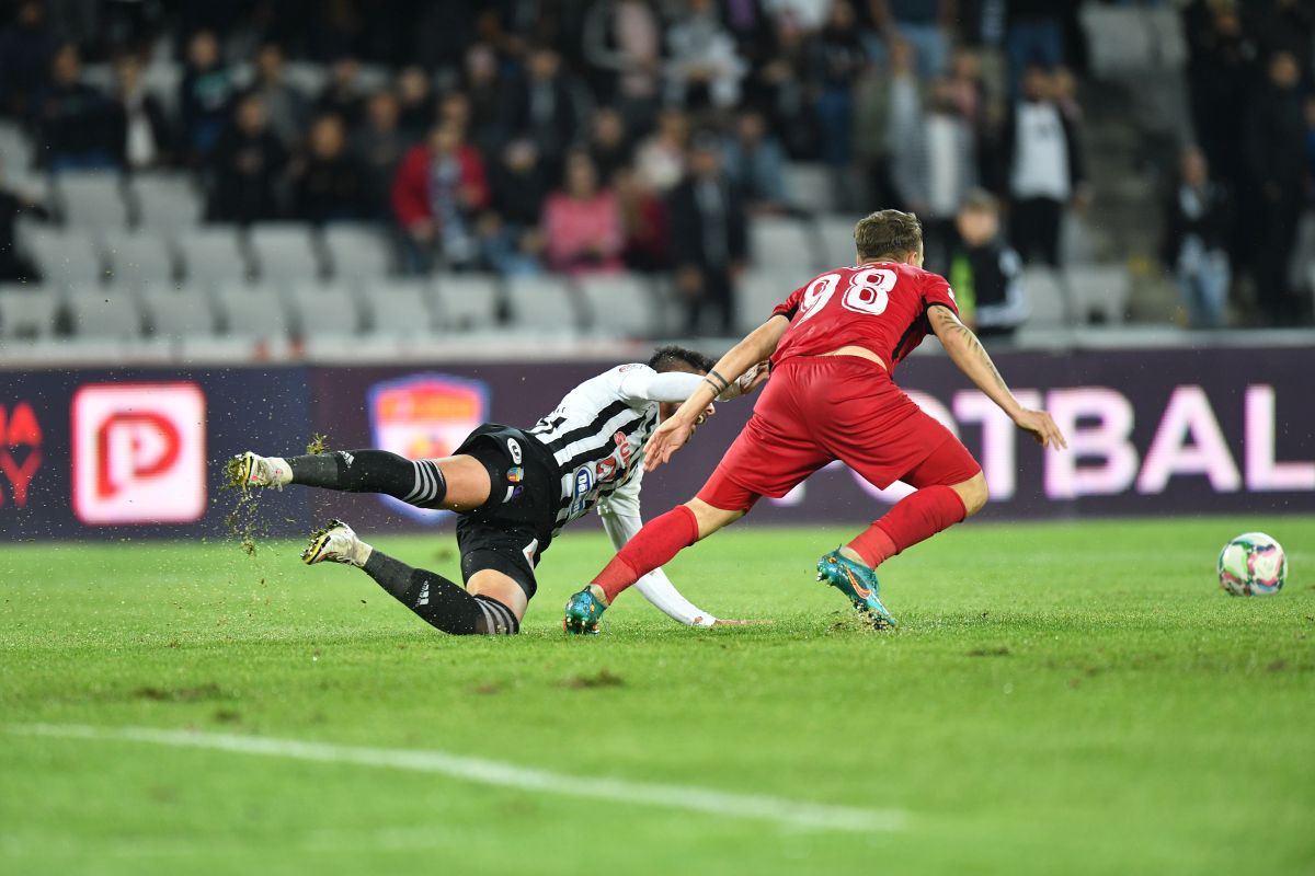 U CLUJ - HERMANNSTADT 1-2. Posibil penalty pentru gazde