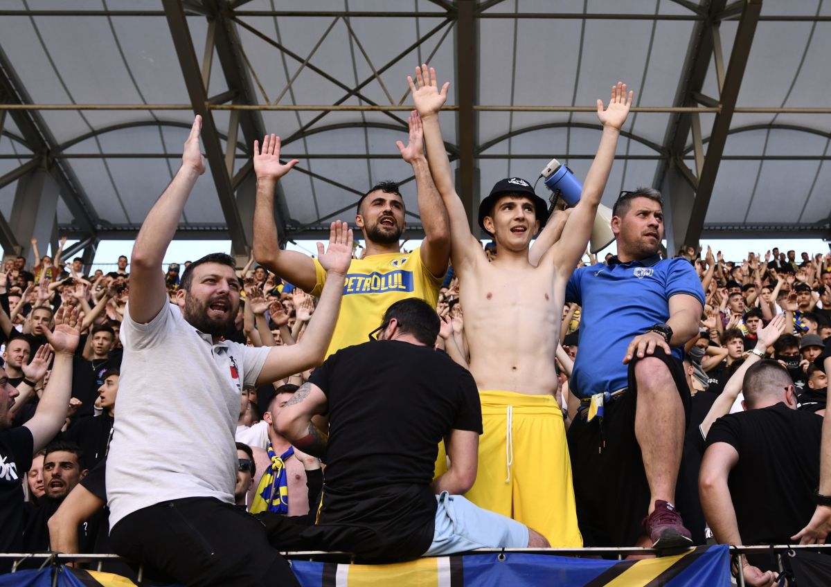 Imagini spectaculoase de la petrecerea de promovare a Petrolului în Liga 1