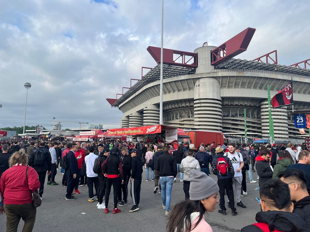 Ar fi fost o gafă demnă de Liga 1, nu de Champions League » Penalty întors de VAR în Milan - Inter + gest golănesc, ignorat total