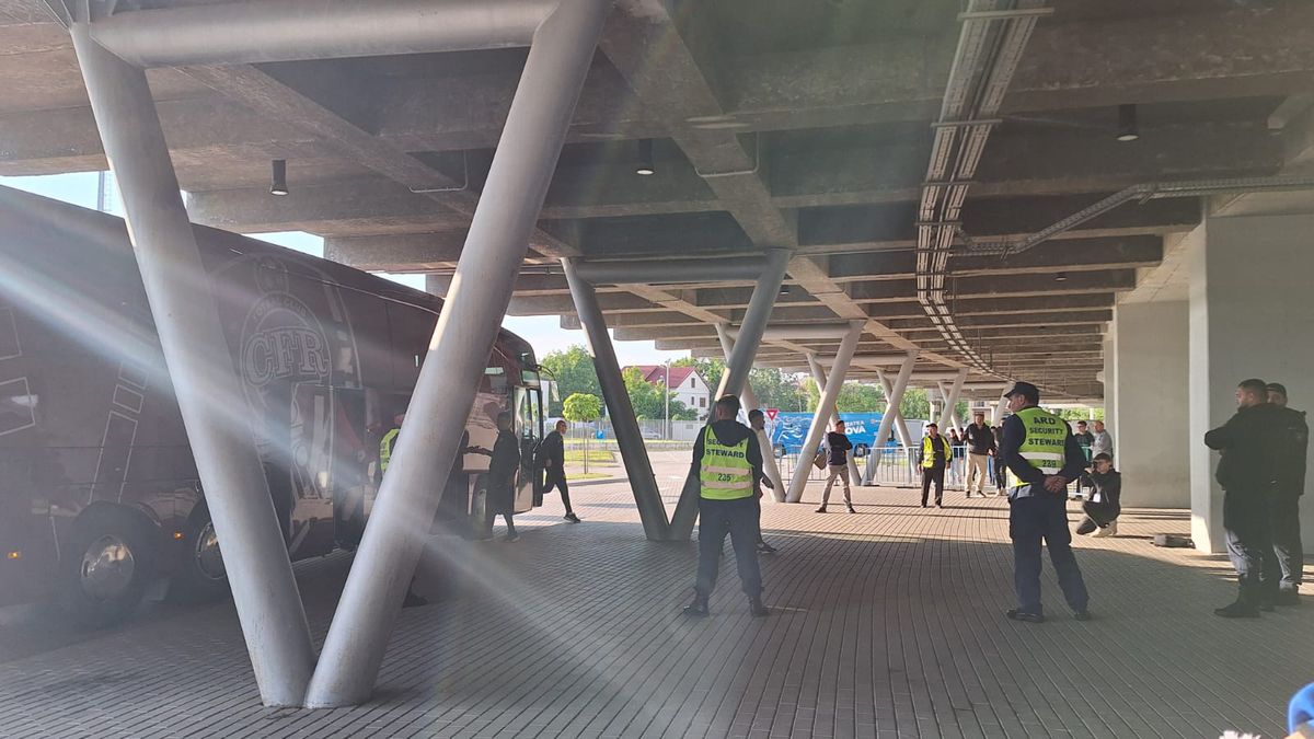 Înainte de Craiova - CFR, 10 mai 2025