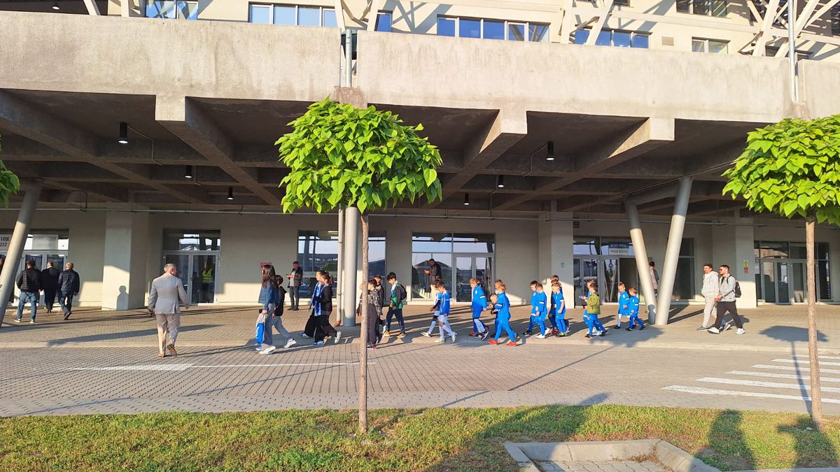 Înainte de Craiova - CFR, 10 mai 2025